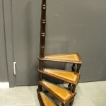 812 4293 LIBRARY LADDER